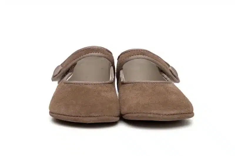 Merceditas velcro botón serraje bebé