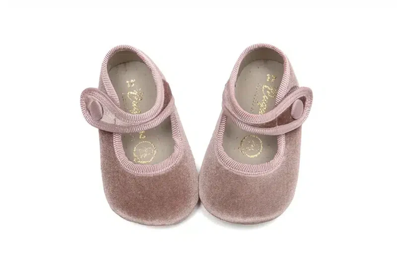 Merceditas velcro botón terciopelo Rosa bebé