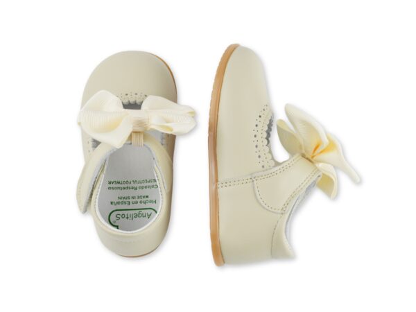 Merceditas lazo beige CALZADO RESPETUOSO