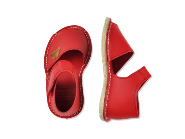 Menorquina roja talón cerrado velcro CALZADO RESPETUOSO