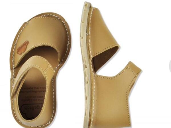 Menorquina camel talón cerrado velcro CALZADO RESPETUOSO