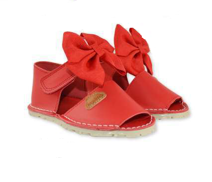 Menorquina roja niña con lazo talón cerrado velcro CALZADO RESPETUOSO